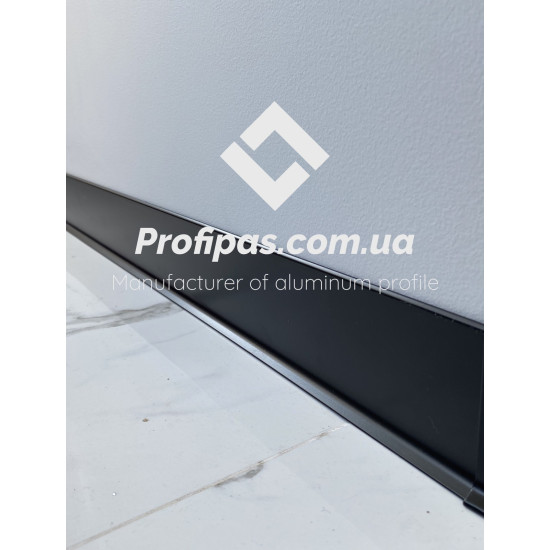 Алюмінієвий накладний плінтус 80 мм (з покриттям) RAL NCS